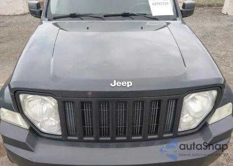 2010 Jeep Liberty Sport из США, поврежденный, VIN 1J4PN2GK4AW135171